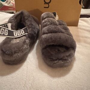 Grey Ugg Slippers , Never worn, No box , Very comfortable